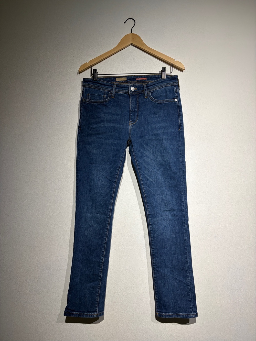 Anthropologie Pilcro Slim Boyfriend Jeans in Dark Blue Wash Size 28